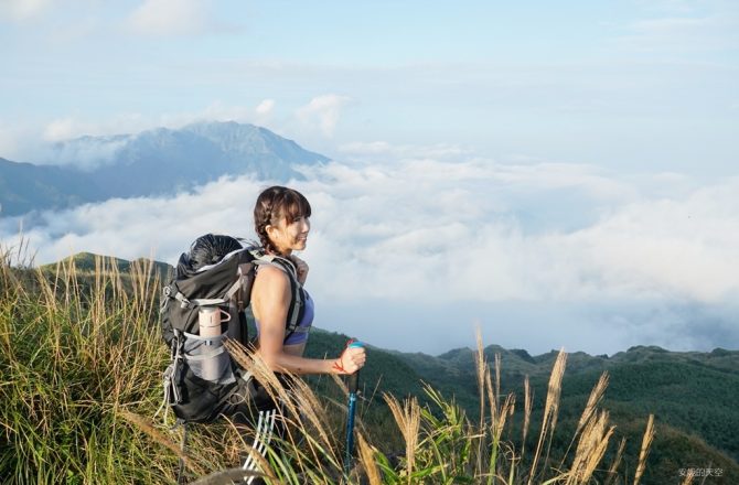 台北陽明山景點[七星山] ，是天使降落的天外之境吧! 七星山到小油坑的奇幻旅程。